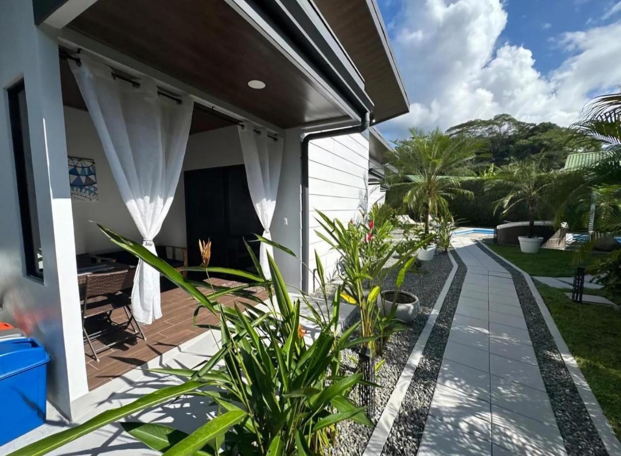Madre Terra Bed & Breakfast Uvita Exterior photo